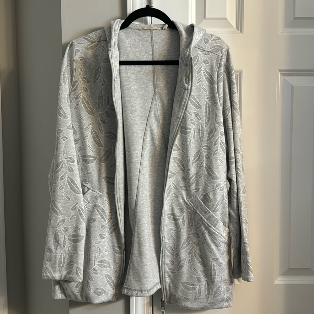 Soft surroundings floral print hoodie